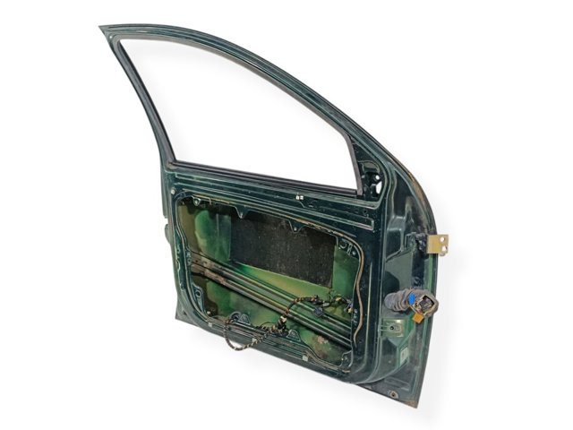 6Y0831055 Puerta delantera izquierda  en stock Sabadell