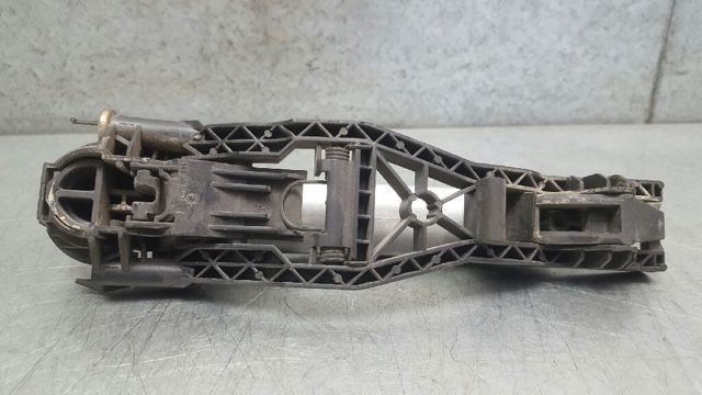 6Y0837885 VAG Soporte de manija exterior de puertas izquierdas  disponible Alicante