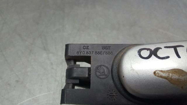6Y0837885 VAG Soporte de manija exterior de puertas izquierdas comprar Alcalá