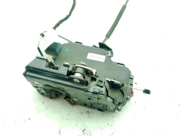 6Y0839015A Cerradura de puerta trasera izquierda  en stock Sabadell