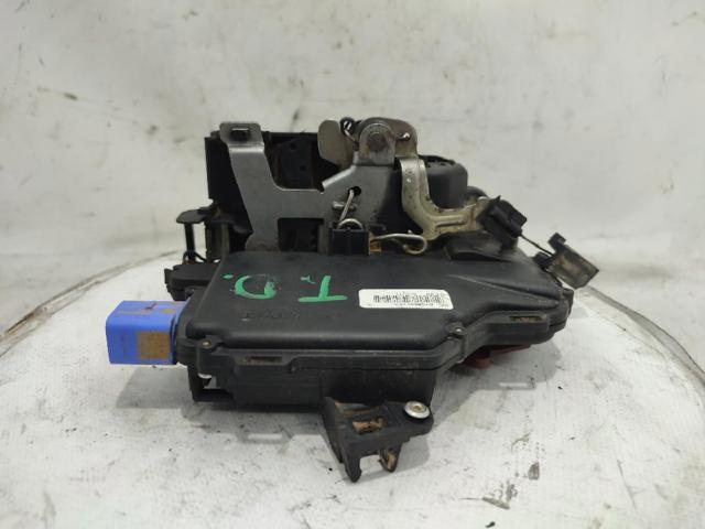 VAG 6Y0839016 Cerradura de la puerta trasera derecha comprar Tarragona