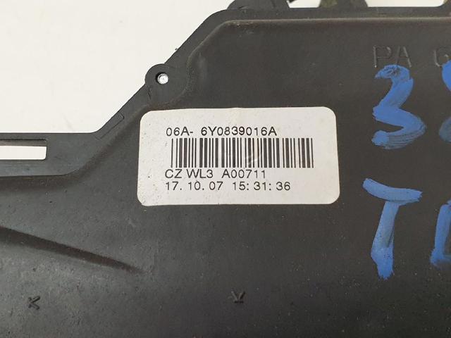 6Y0839016A Cerradura de la puerta trasera derecha  disponible Burgos