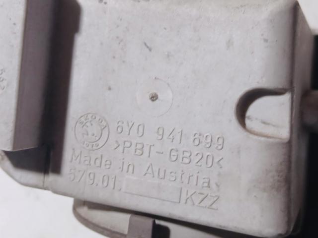 6Y0941699 VAG Faro antiniebla izquierdo  comprar en Oviedo