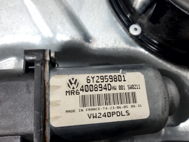 6Y2959801 Motor del elevalunas de la puerta delantera derecha  en stock Sabadell