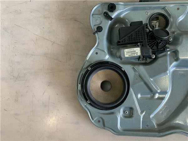 VAG 6Y2959801 Motor del elevalunas de la puerta delantera derecha  comprar en Murcia