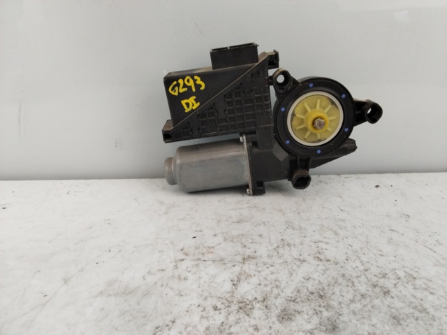 Motor eléctrico, elevalunas, puerta delantera izquierda 6Y2959802 VAG