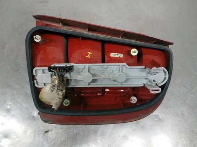 6Y6945095 VAG Piloto trasero izquierdo  disponible Ourense