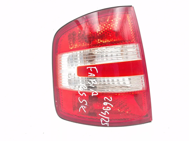 6Y9945111D VAG Piloto trasero izquierdo  en stock Córdoba