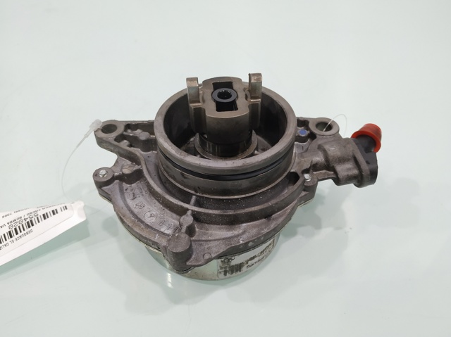 700437012 BMW Bomba de vacío  comprar en Lleida