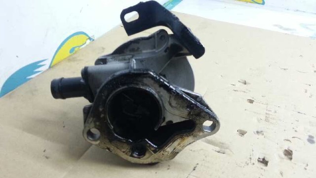 7006730300 RENAULT Bomba de vacío comprar Bilbao
