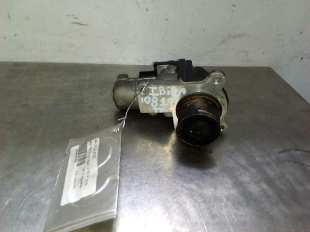 700678040 Válvula EGR de recirculación de gases  disponible Utrera
