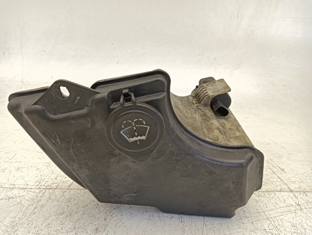 7008057 BMW