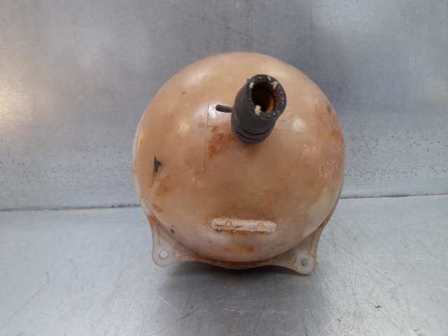701121407B VAG Vaso de expansión comprar Alcalá