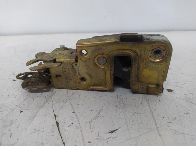 701837016E VAG Cerradura de puerta delantera derecha  disponible Vigo