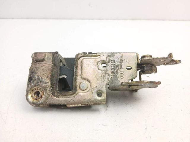 701837016E VAG Cerradura de puerta delantera derecha  en stock Gandía