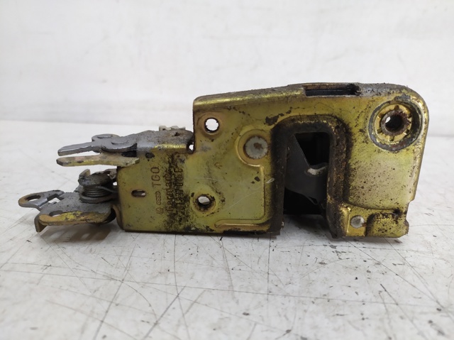 701837016E VAG Cerradura de puerta delantera derecha  en stock Córdoba