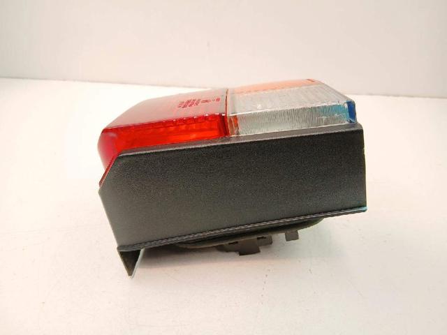 VAG 701945096 Piloto trasero derecho  en stock Valencia