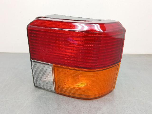 VAG 701945096 Piloto trasero derecho  disponible Lugo