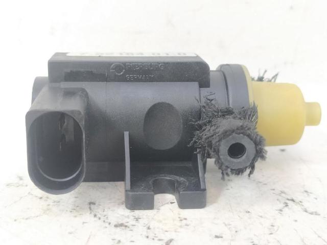 702184010 VAG Válvula solenoide de control de presión de sobrealimentación  en stock Gandía