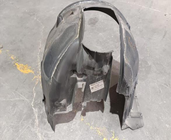 7033750 BMW