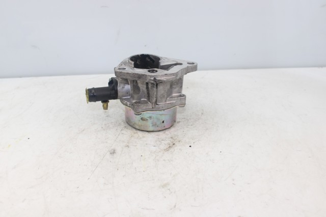 RENAULT 705641000 Bomba de vacío comprar Pamplona