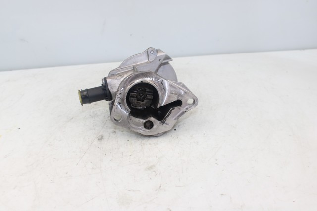RENAULT 705641000 Bomba de vacío  en stock Terrassa