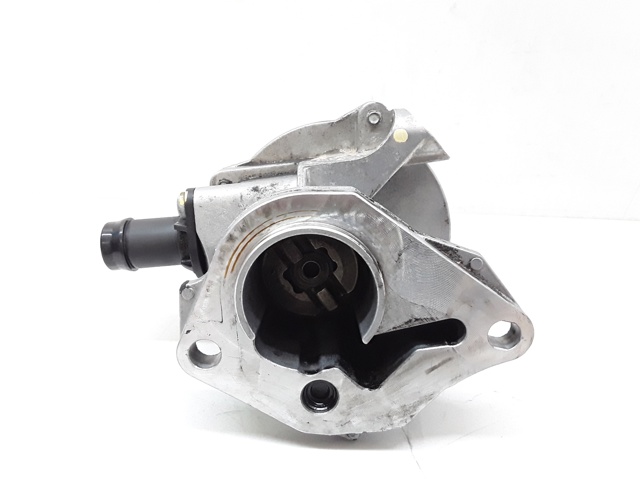 705641000 RENAULT Bomba de vacío comprar Bilbao