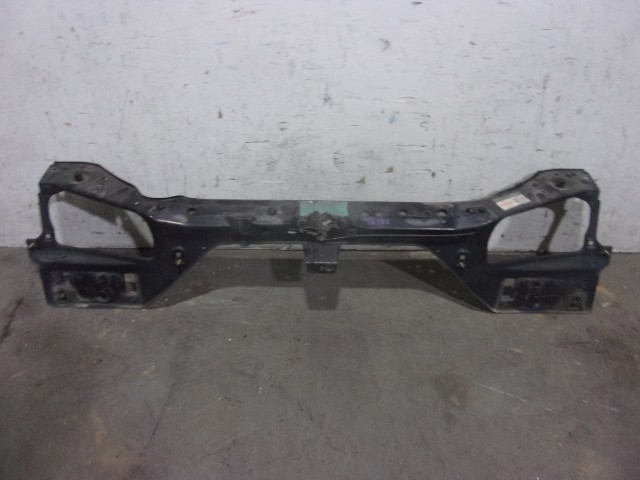 Soporte de radiador  Peugeot 306  (7A)