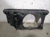 Soporte de radiador  7104Q3 PEUGEOT