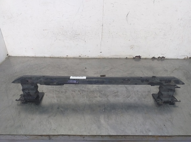 PEUGEOT 7106C0 Refuerzo de parachoques delantero  disponible Valladolid