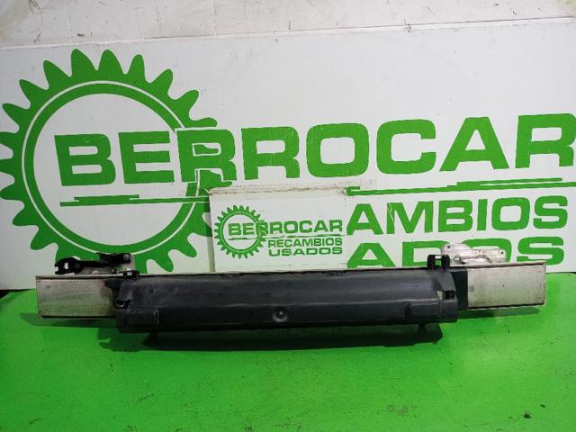 7106C5 PEUGEOT Refuerzo parachoque delantero  en stock Huelva