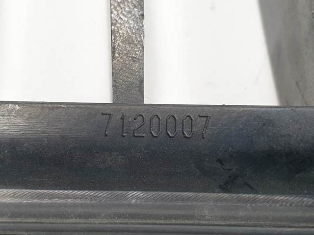 BMW 7120007 Rejilla izquierda  en stock Terrassa