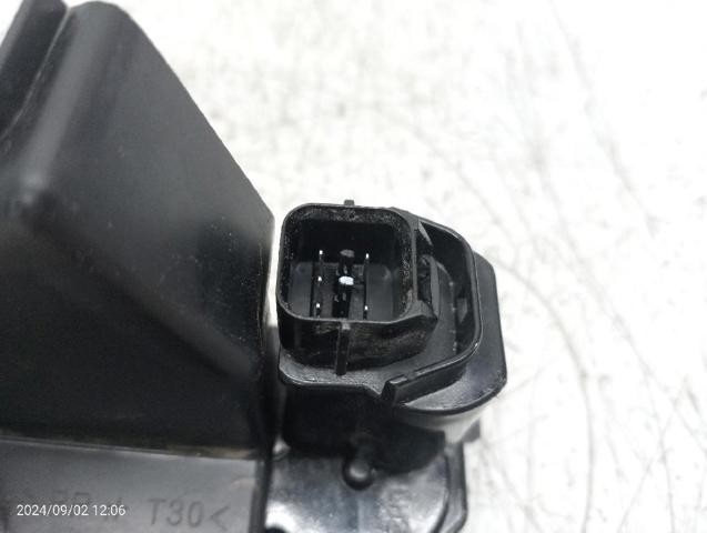 SSANG YONG 7121009023 Cerradura de puerta delantera izquierda  comprar en Albacete