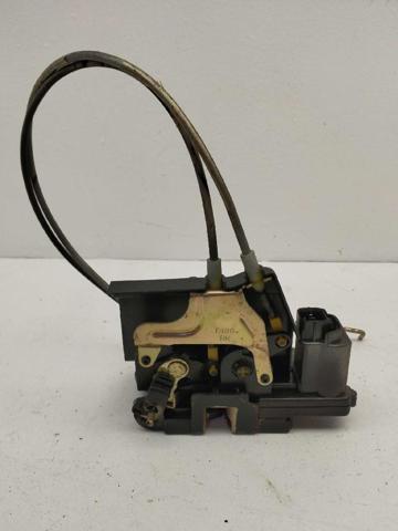 7132009000 SSANG YONG Cerradura de la puerta trasera derecha  comprar en Oviedo
