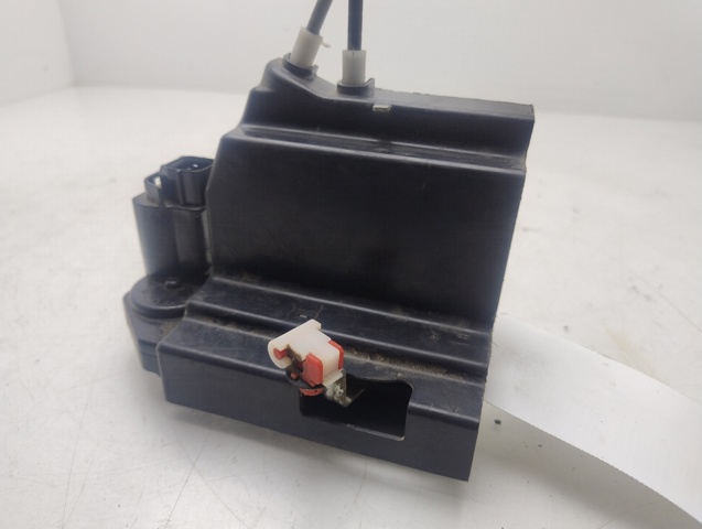7132009005 Cerradura de la puerta trasera derecha  en stock Sabadell