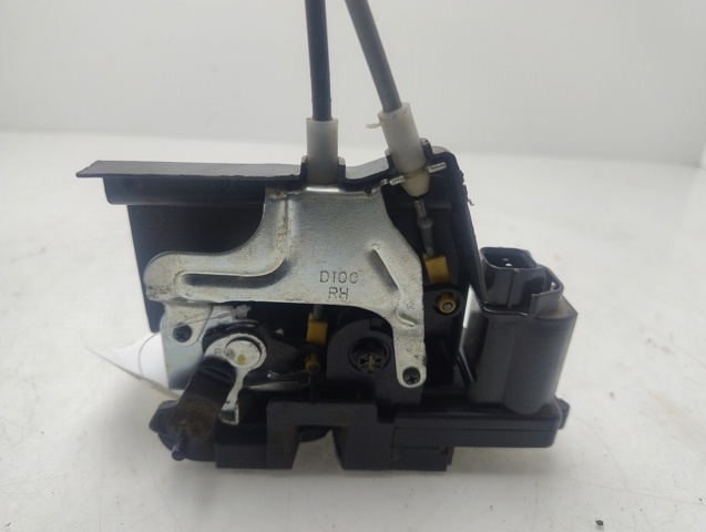 7132009005 Cerradura de la puerta trasera derecha  en stock Sabadell