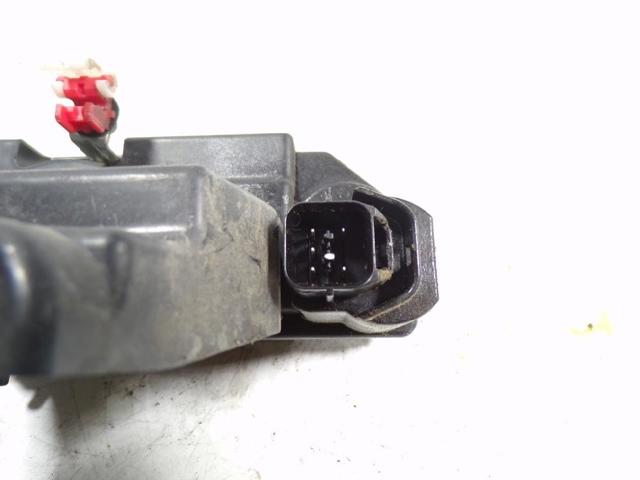 7132009005 SSANG YONG Cerradura de la puerta trasera derecha  comprar en Oviedo