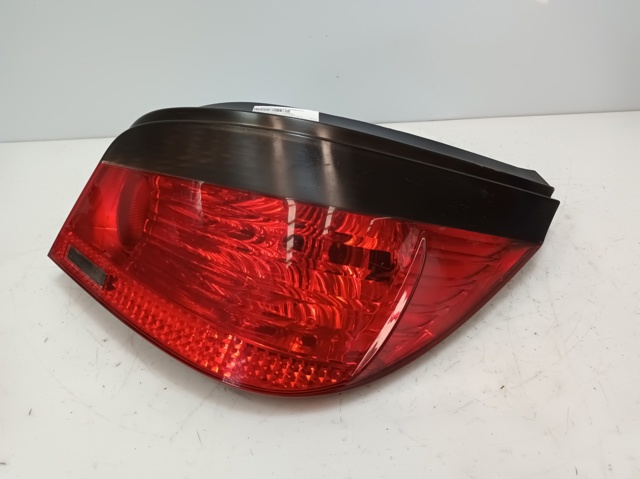 BMW 7165738 Piloto trasero exterior derecho  en stock Valencia