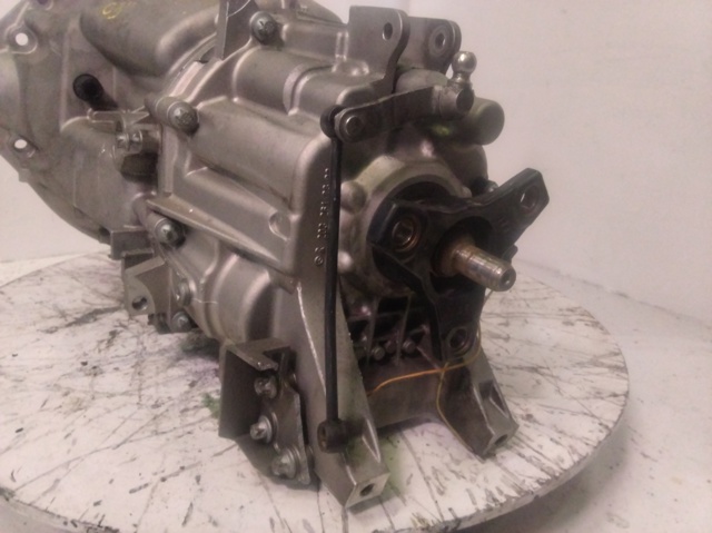716628 Mercedes