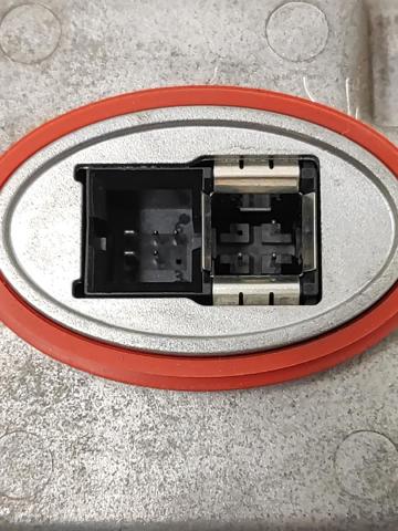 7172536 BMW Faro derecho  disponible Ourense