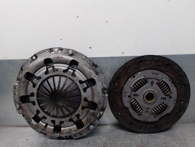 Embrague motor 71734902 FIAT
