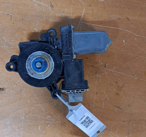 Motor eléctrico, elevalunas, puerta delantera izquierda Alfa Romeo Giulietta 940