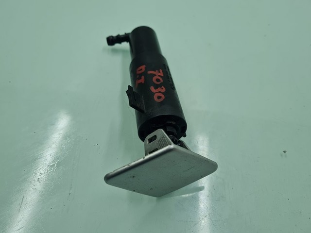 BMW 7179311 Soporte de inyector del lavafaros (cilindro elevador)  en stock Valencia