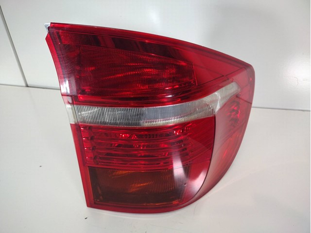 Piloto trasero exterior derecho 7200818 BMW