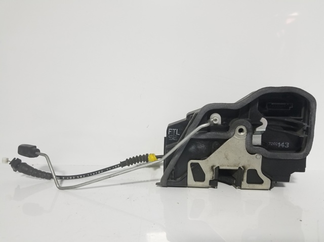 BMW 7202143 Cerradura de puerta delantera izquierda  disponible Valladolid