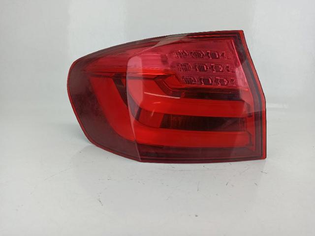 Piloto trasero exterior derecho 7203234 BMW