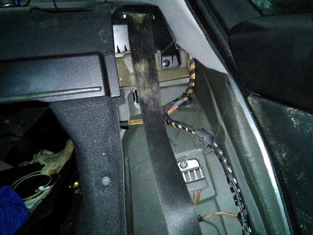 Cinturon seguridad trasero izquierdo para bmw 5 520 i m54226s1 72119132812