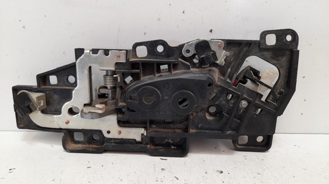 72120SMGE01ZA HONDA Manija interior de puerta delantera derecha  en stock Huelva