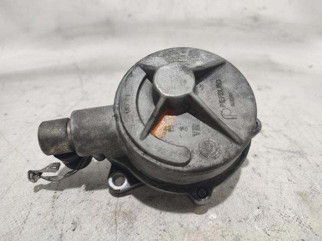 VAG 72218501 Bomba de vacío  disponible Lugo