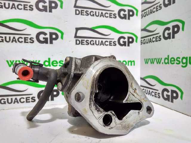 72238908F RENAULT Bomba de vacío  en stock Huelva